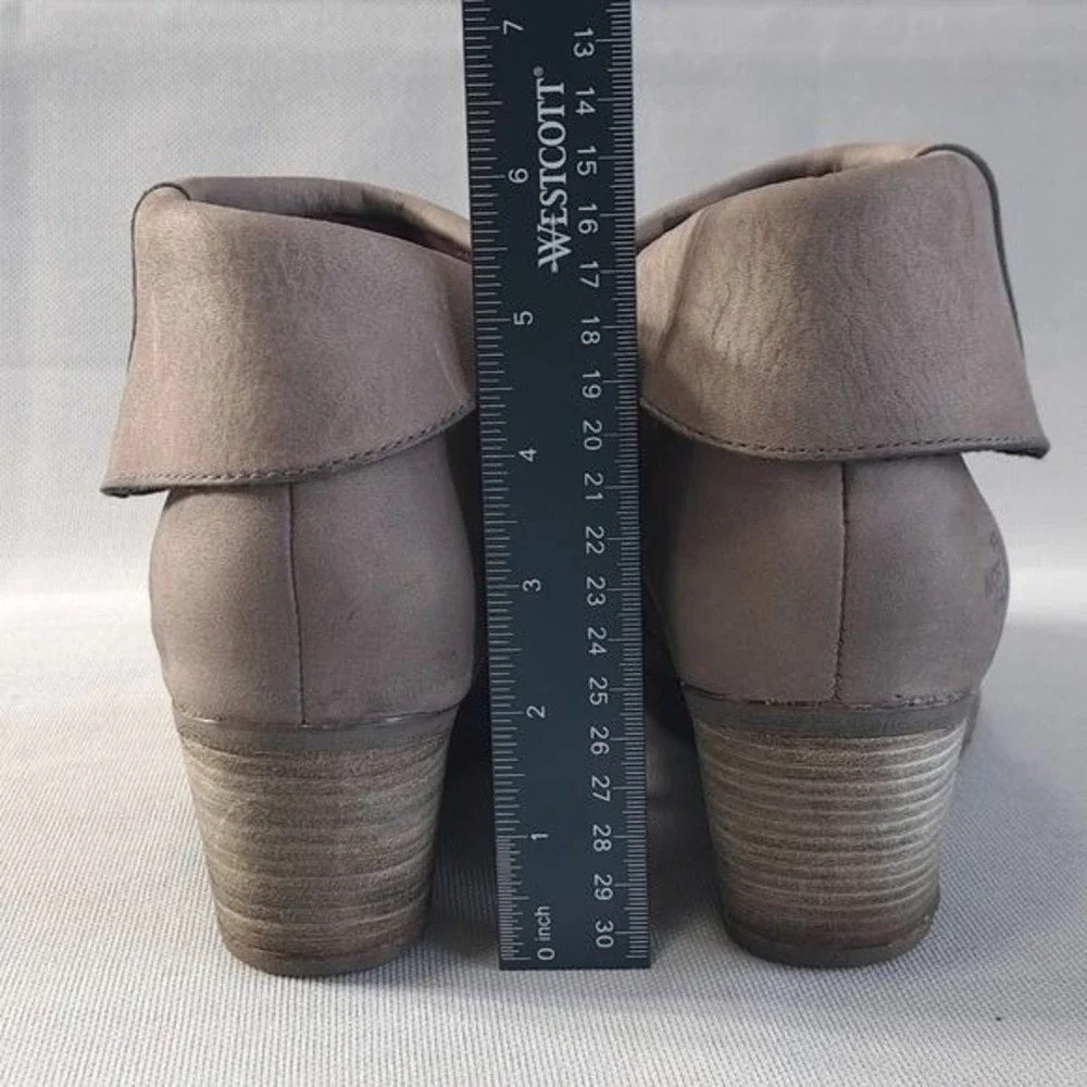 The North Face Women's Wedges/Booties Gray Waterproof Size 8.5‎